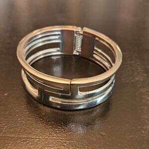 Express silver bangle/bracelet